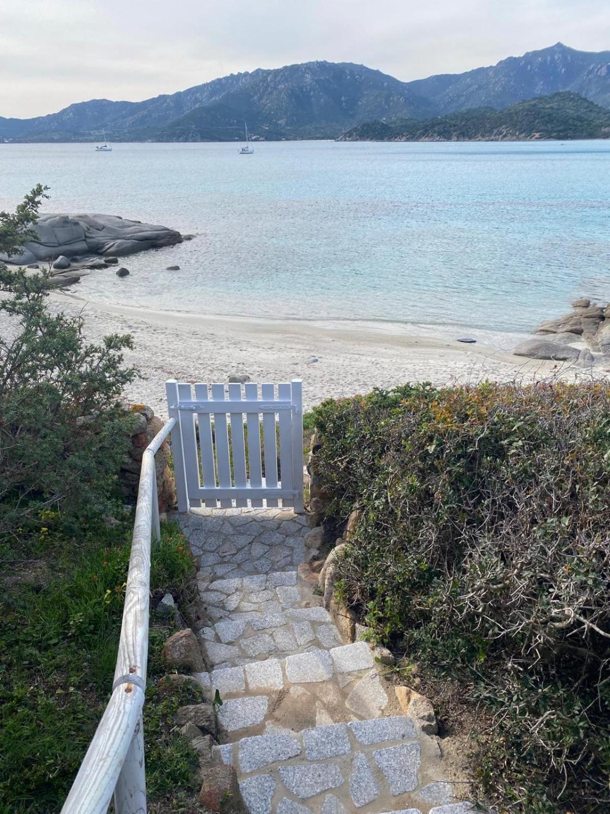 Sul Mare Sardegna Villa Mercedes Villasimius Exterior photo